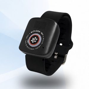 SafeMe watch צמיד לחצן מצוקה